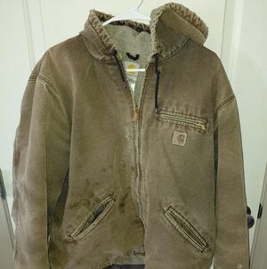 Carhartt J141 Dark Brown Distressed Sherpa Jacket